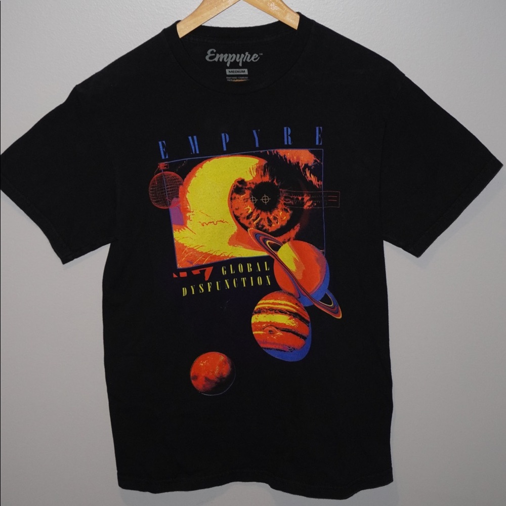 Black Medium Graphic T-shirt (EyeGalaxy)